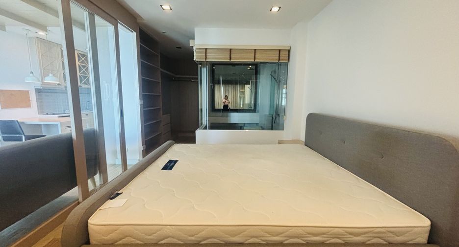 For rent 1 bed condo in Mueang Rayong, Rayong