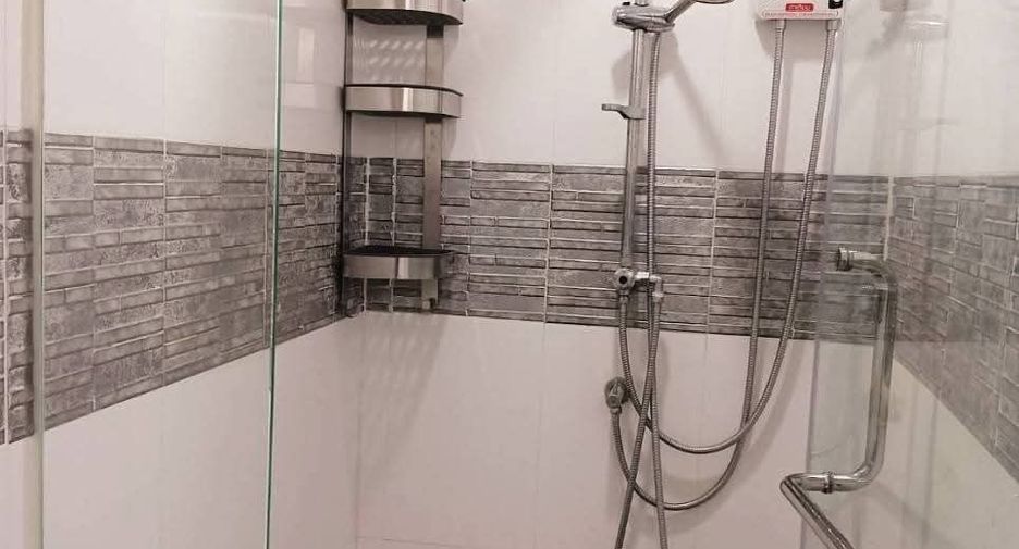 For rent 2 bedrooms condo in Bang Lamung, Chonburi