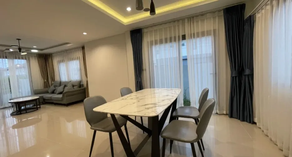 For rent 3 bedrooms house in Bang Lamung, Chonburi