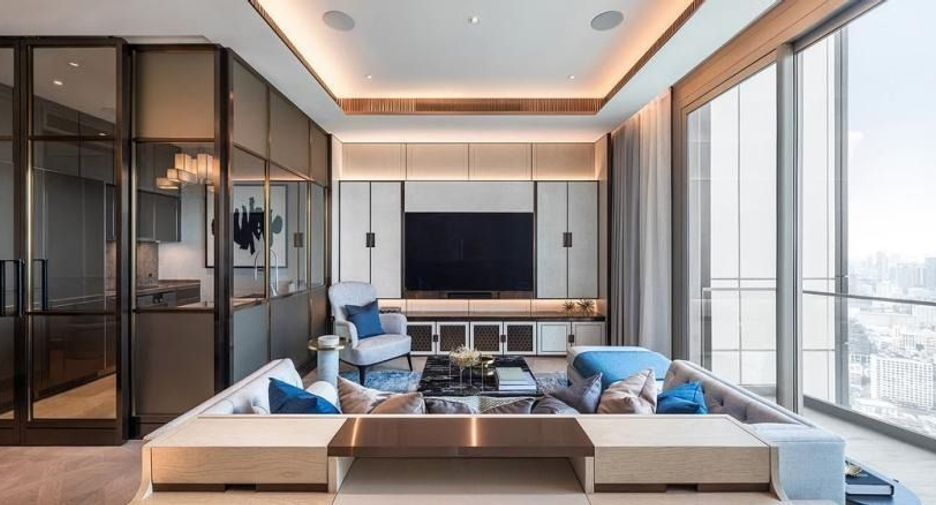 For sale 2 bedrooms condo in Khlong San, Bangkok