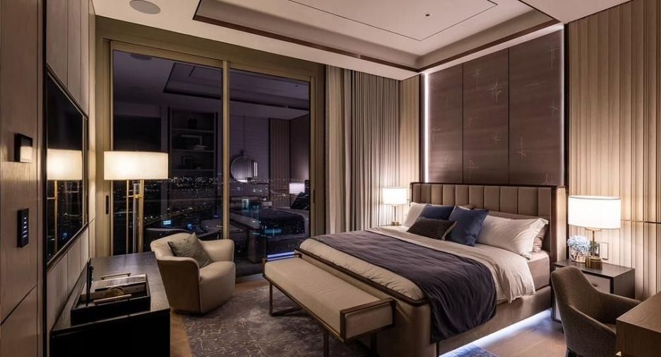 For sale 2 bedrooms condo in Khlong San, Bangkok
