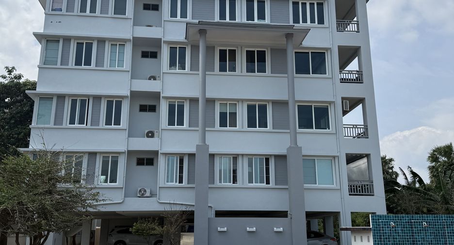 For sale and for rent 1 bed condo in Khanom, Nakhon Si Thammarat