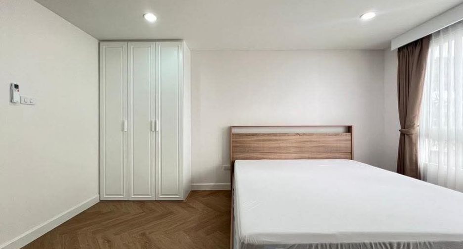 For sale and for rent 2 bedrooms condo in Yan Nawa, Bangkok