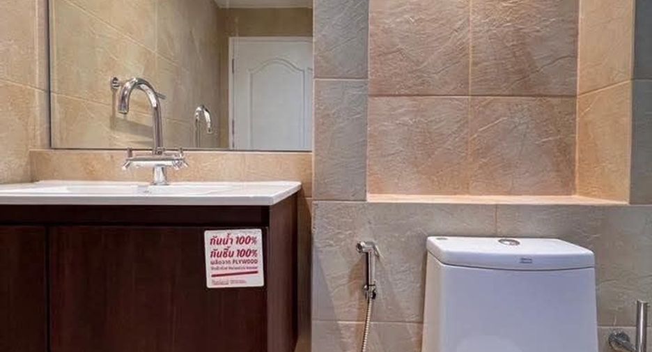 For sale and for rent 2 bedrooms condo in Yan Nawa, Bangkok