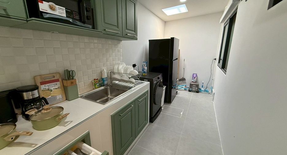 For rent 2 bedrooms townhouse in Thalang, Phuket
