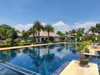 For sale 3 bedrooms villa in Mueang Rayong, Rayong