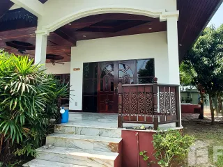 For sale 3 bedrooms villa in Mueang Rayong, Rayong