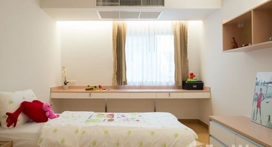 Wohnung zum Kauf mit 4 Zimmer in Phra Khanong, Bangkok
