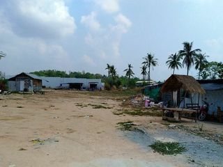 Grundstück zum Kauf in Si Racha, Chonburi