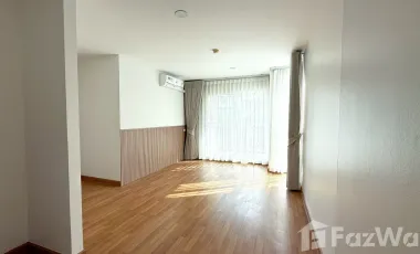 À vendre 2 chambres condo à Khlong Toei, Bangkok
