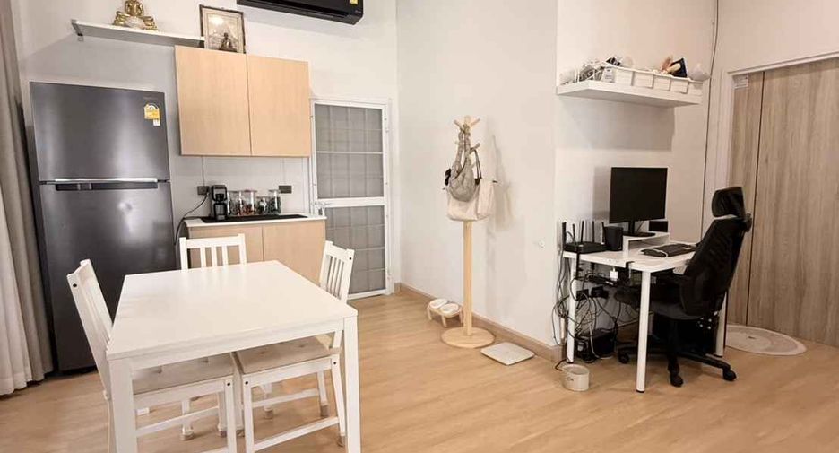 For sale 2 bedrooms townhouse in Bang Lamung, Chonburi