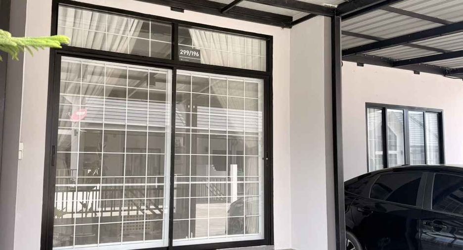 For sale 2 bedrooms townhouse in Bang Lamung, Chonburi