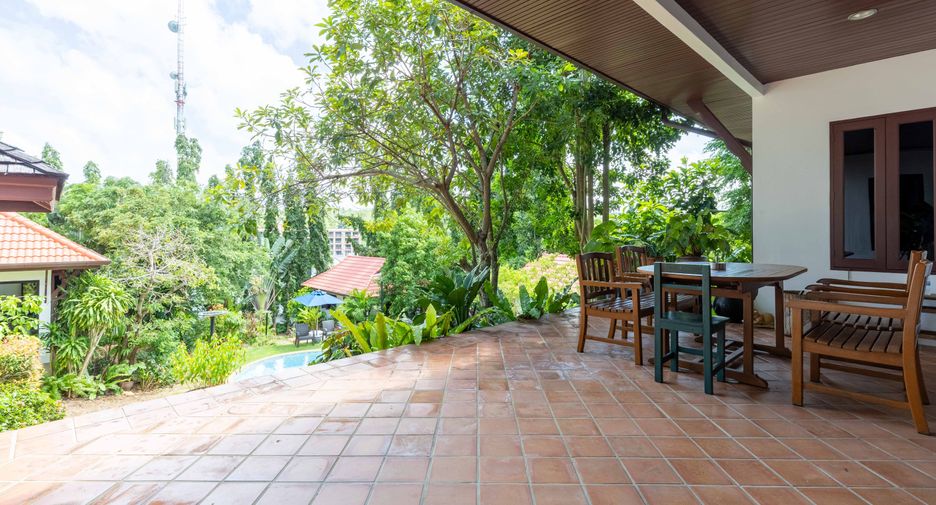 Villa en venta de 8 habitaciones en Mueang Phuket, Phuket