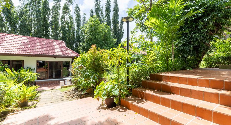 Villa en venta de 8 habitaciones en Mueang Phuket, Phuket