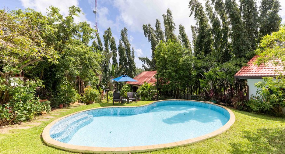 Villa en venta de 8 habitaciones en Mueang Phuket, Phuket