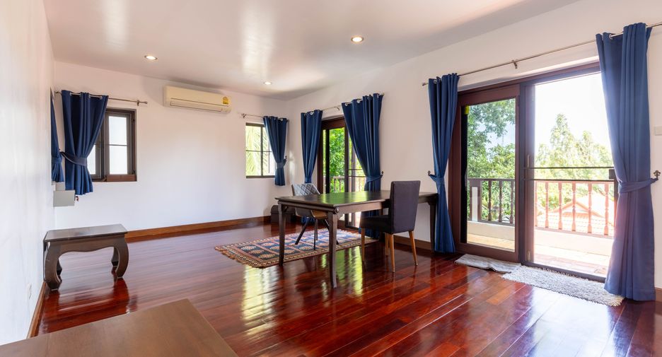 Villa en venta de 8 habitaciones en Mueang Phuket, Phuket