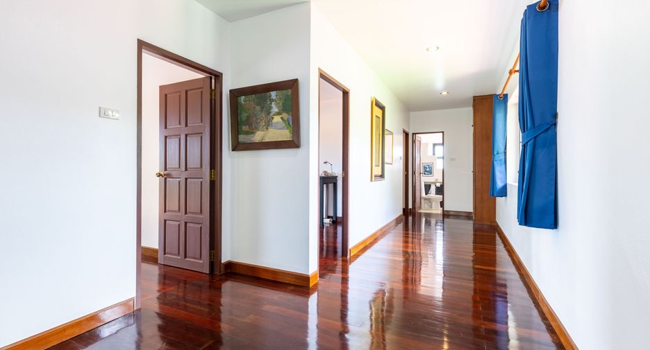 Villa en venta de 8 habitaciones en Mueang Phuket, Phuket