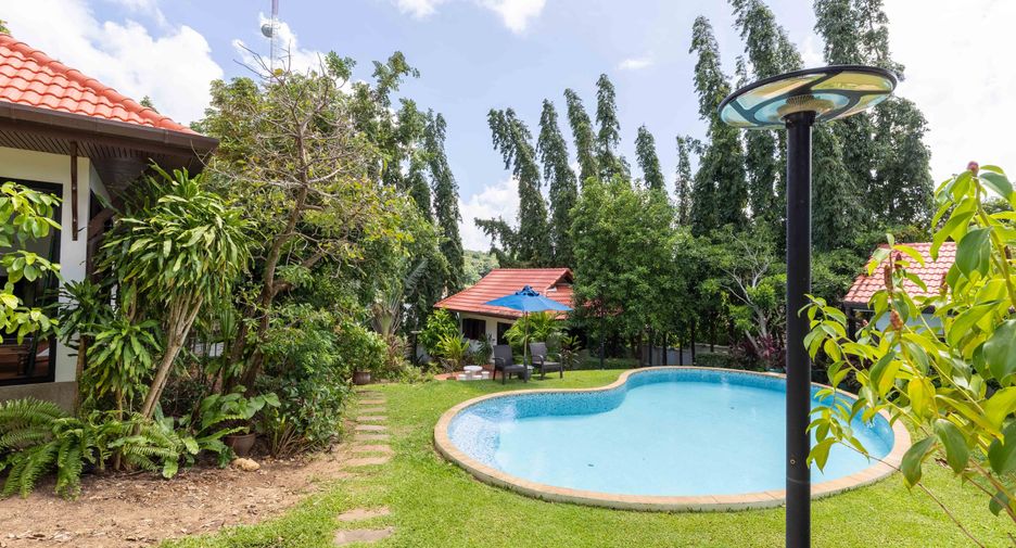 Villa en venta de 8 habitaciones en Mueang Phuket, Phuket