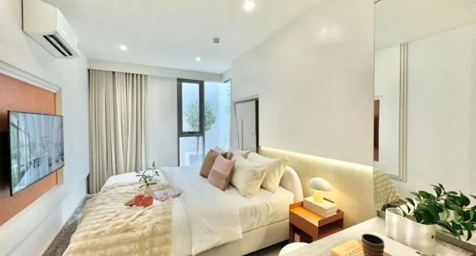 For sale 2 bedrooms condo in Watthana, Bangkok