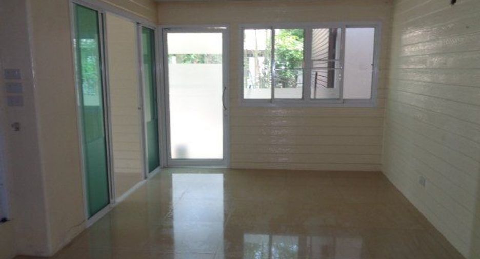 For sale 5 bedrooms house in Mueang Chiang Mai, Chiang Mai