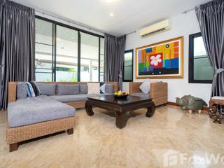 À louer 3 chambres villa à Mueang Phuket, Phuket