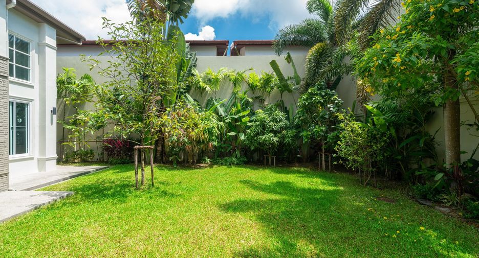 For sale 3 bedrooms villa in Kathu, Phuket