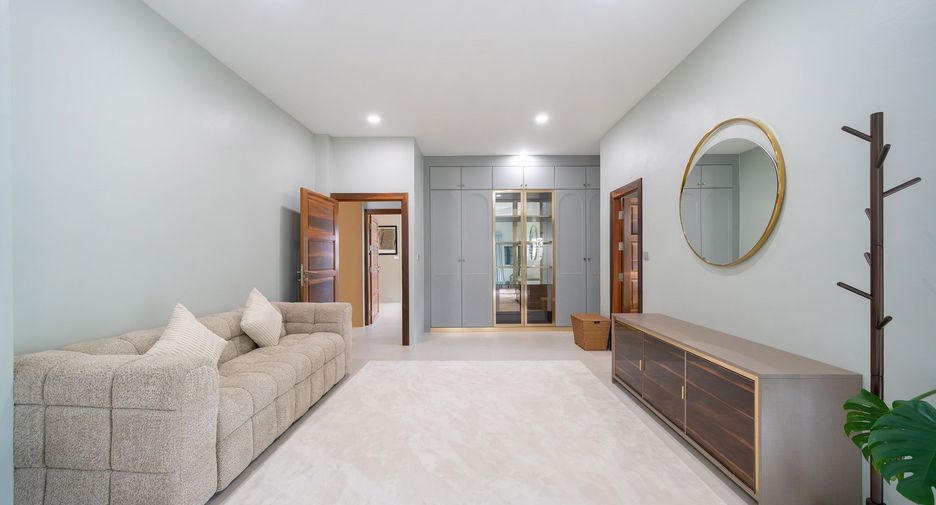 For sale 3 bedrooms villa in Kathu, Phuket