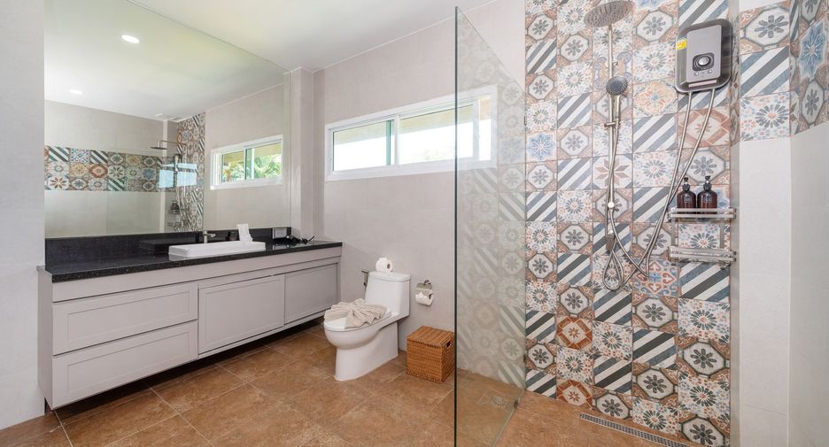 For sale 3 bedrooms villa in Kathu, Phuket