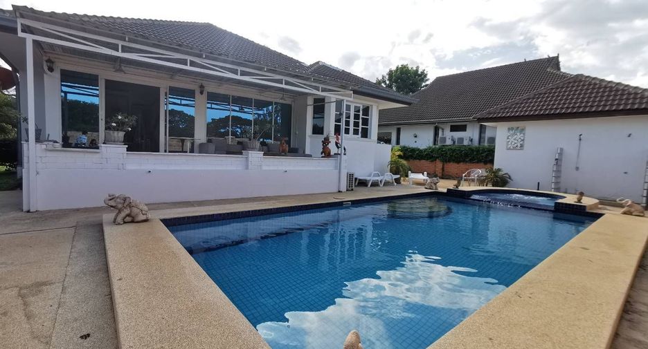 For rent 3 ベッドルーム villa in Hua Hin, Prachuap Khiri Khan
