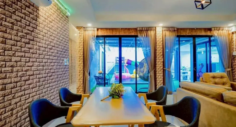 For rent 3 bedrooms villa in Hua Hin, Prachuap Khiri Khan