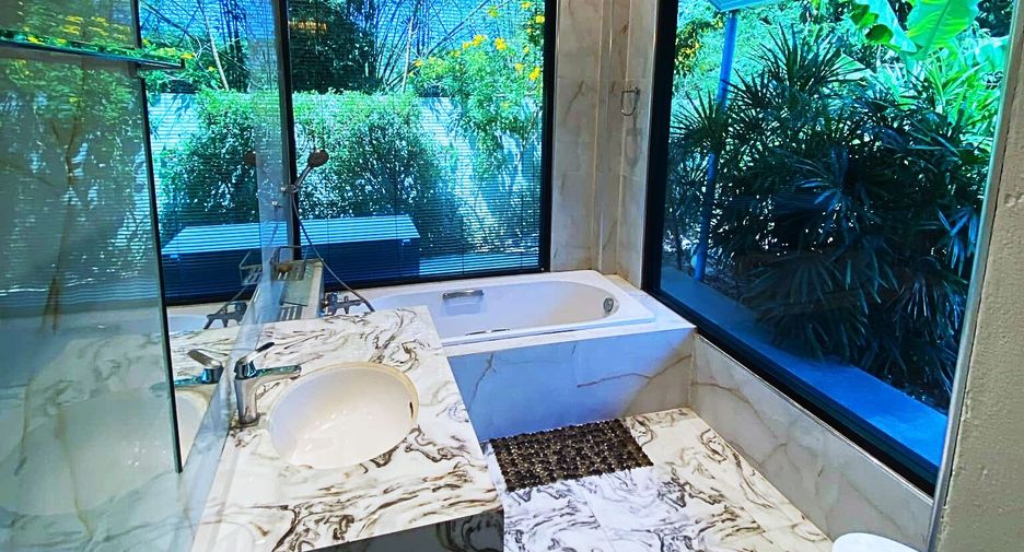 Villa zum Kauf mit 2 Zimmer in Mueang Rayong, Rayong