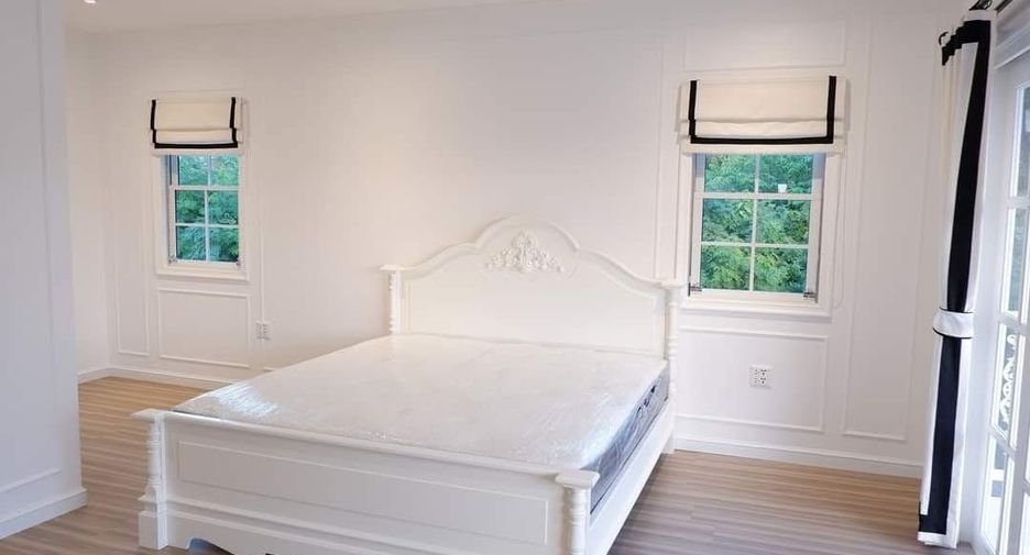 For sale 5 bedrooms house in Thalang, Phuket