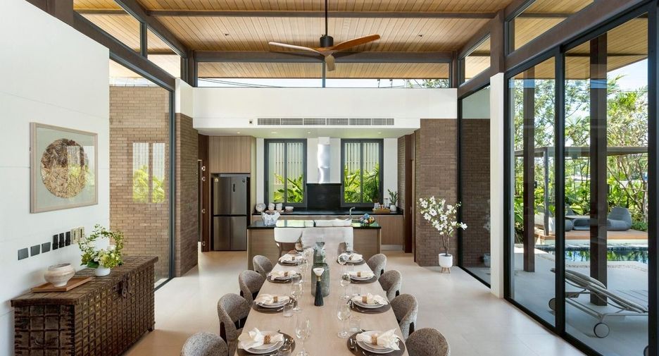 For sale and for rent 4 bedrooms villa in Thalang, Phuket
