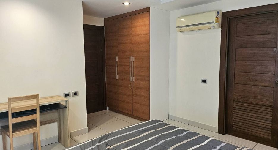 For rent 2 bedrooms condo in Bang Lamung, Chonburi