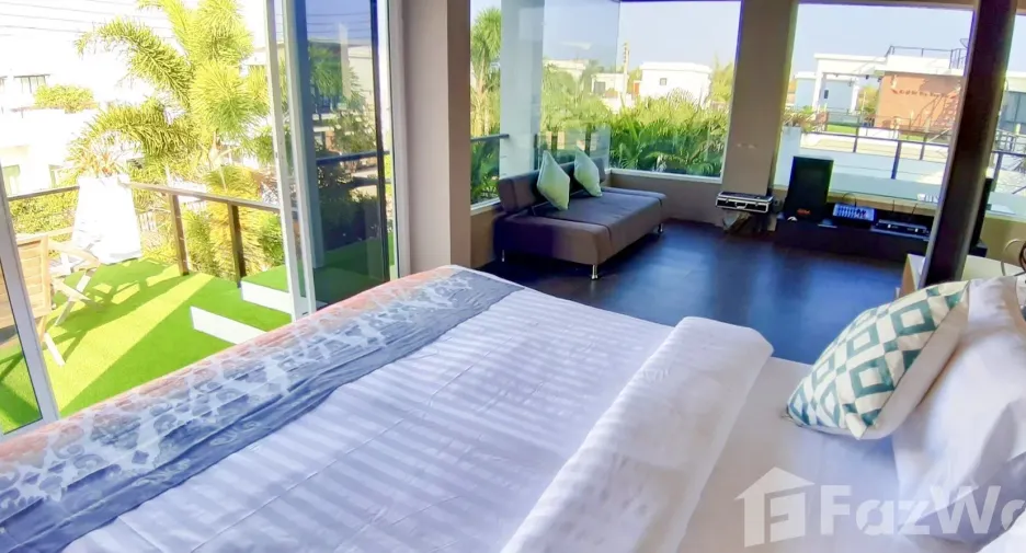 For rent 4 bedrooms villa in Hua Hin, Prachuap Khiri Khan