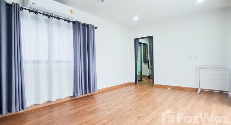 For sale and for rent 5 bedrooms house in Khlong Sam Wa, Bangkok
