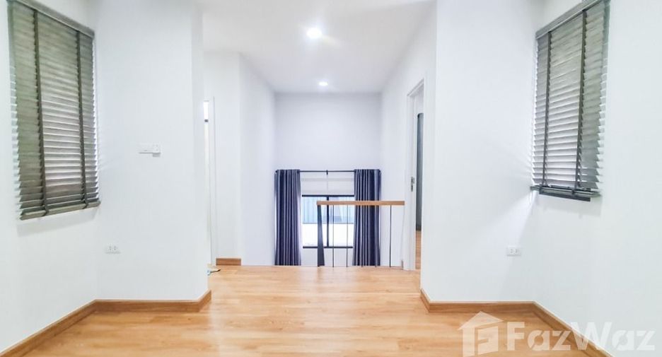 For sale and for rent 5 bedrooms house in Khlong Sam Wa, Bangkok