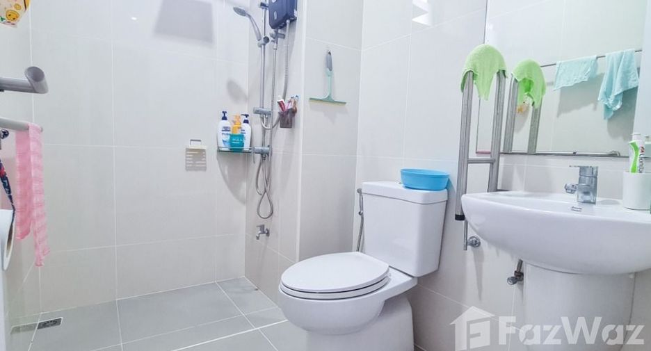 For sale and for rent 5 bedrooms house in Khlong Sam Wa, Bangkok
