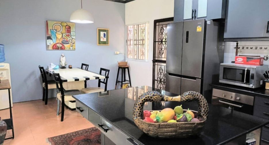 For sale 7 bedrooms house in Hang Dong, Chiang Mai