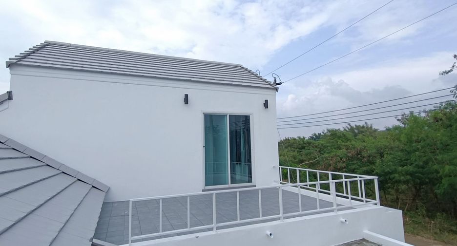 For sale and for rent 4 bedrooms house in Hua Hin, Prachuap Khiri Khan