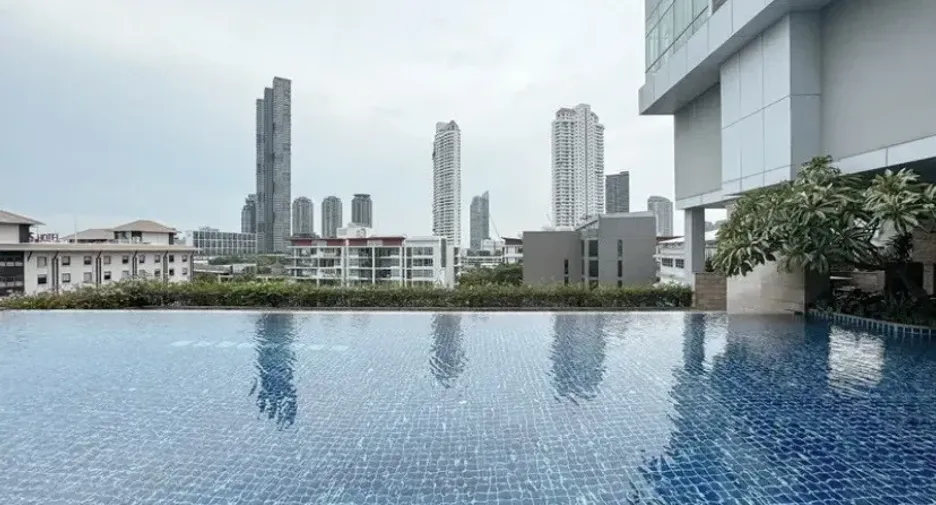 ขาย 1 เตียง คอนโด ใน สาทร, กรุงเทพฯ