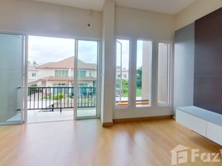 For sale 2 bedrooms townhouse in San Kamphaeng, Chiang Mai