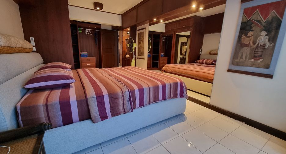 For sale 2 bedrooms condo 