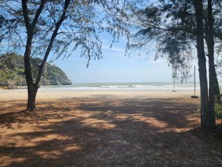 Grundstück zum Kauf in Sam Roi Yot, Prachuap Khiri Khan