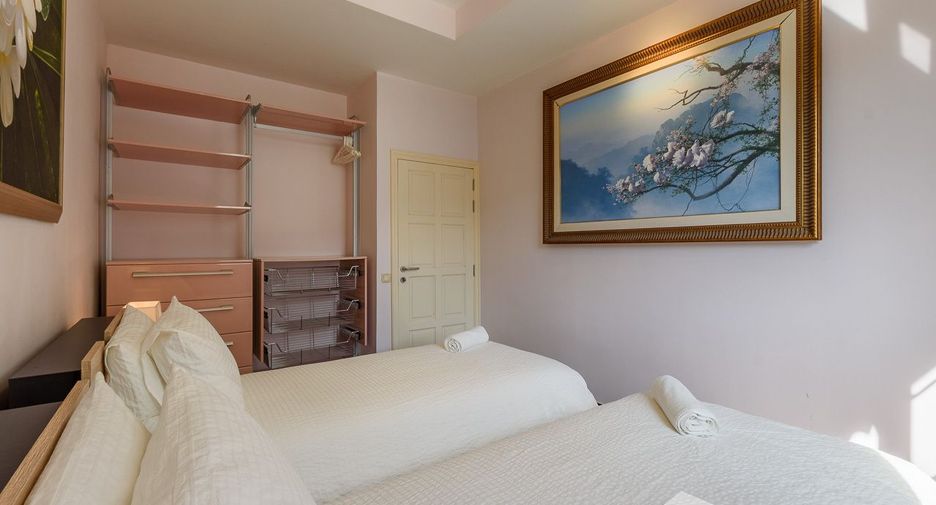 For sale 3 bedrooms townhouse in Kathu, Phuket
