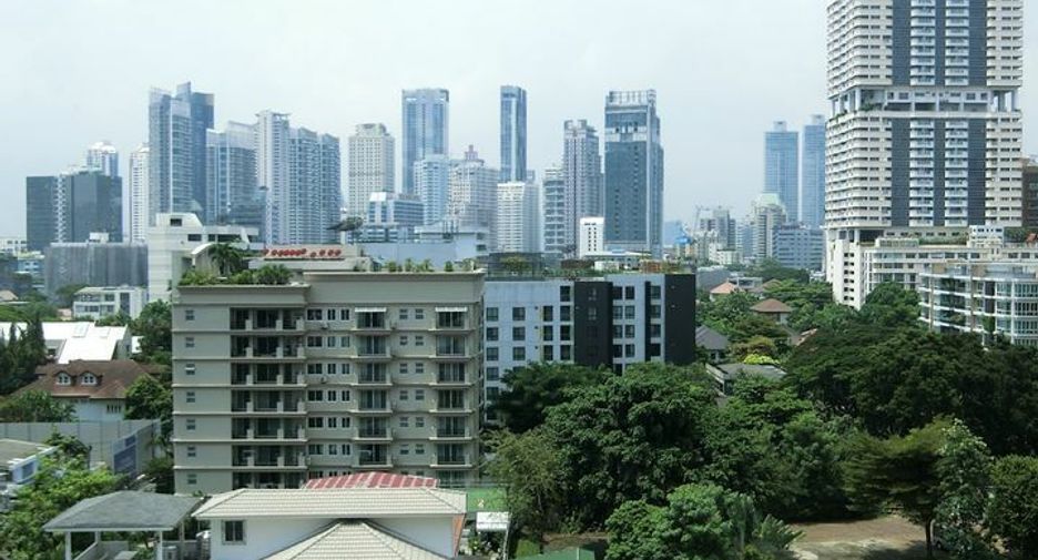 À louer et à vendre 1 chambre condo à Khlong Toei, Bangkok