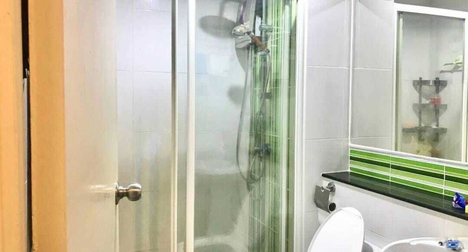 For sale 1 bed condo in Phra Khanong, Bangkok