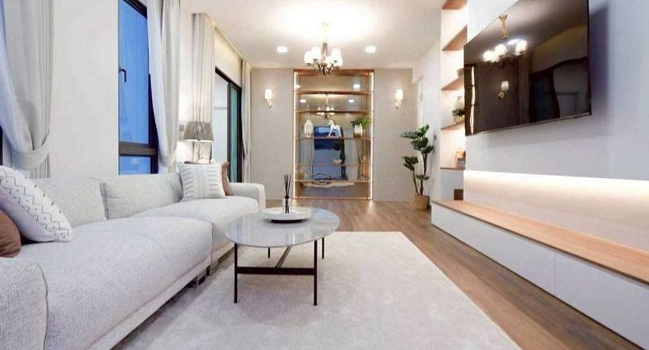 Villa en venta de 4 habitaciones en Bang Lamung, Chonburi