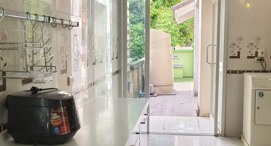 For rent 3 bedrooms house in Pak Kret, Nonthaburi