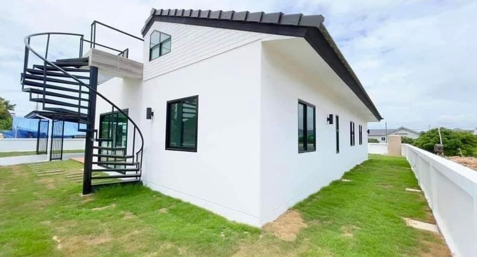 À vendre 3 chambres villa à Saraphi, Chiang Mai